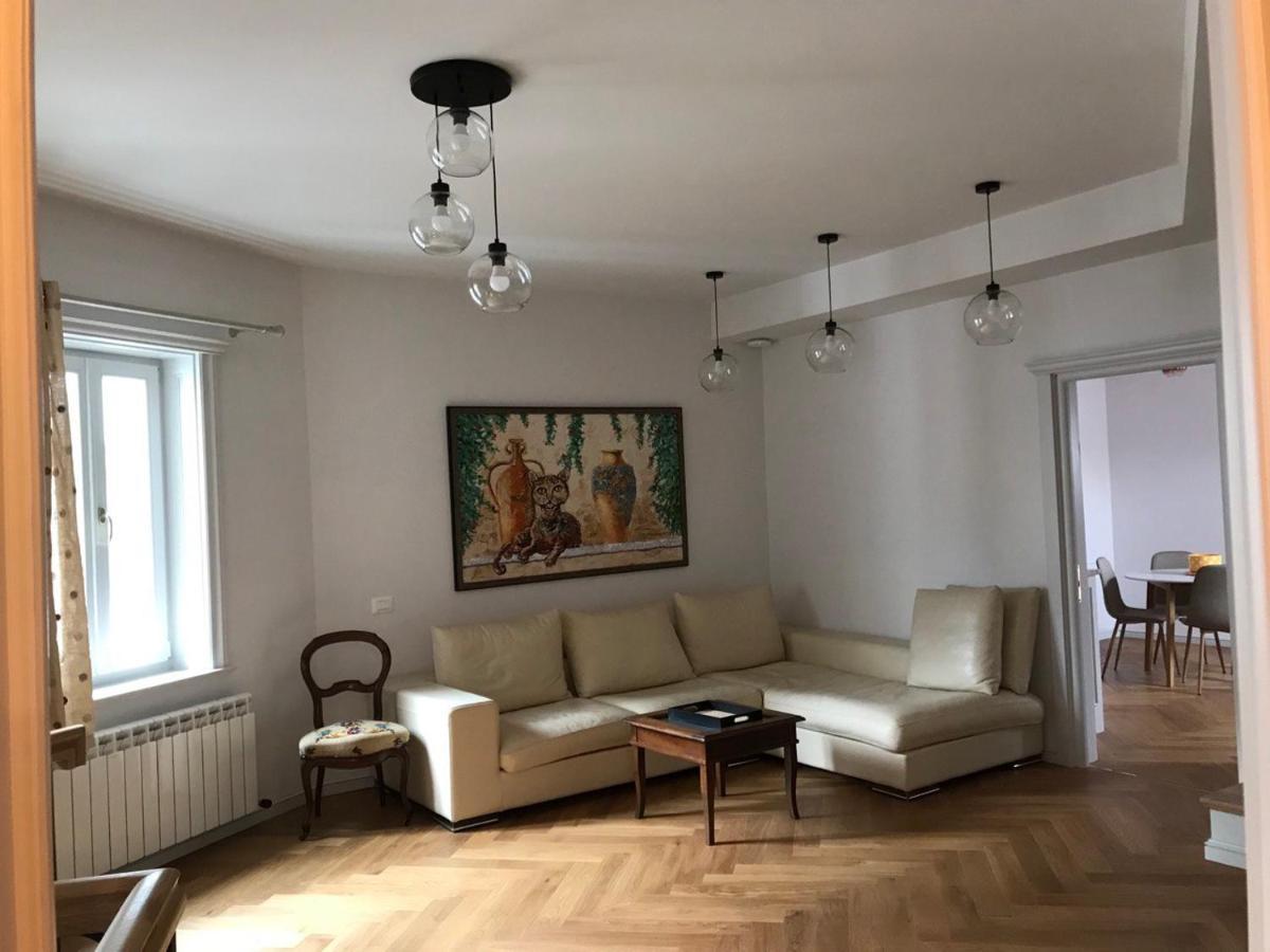 Augsburg Apart Piatra Neamţ Eksteriør billede