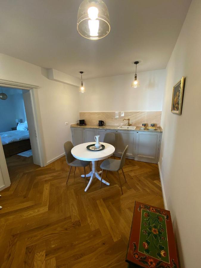 Augsburg Apart Piatra Neamţ Eksteriør billede