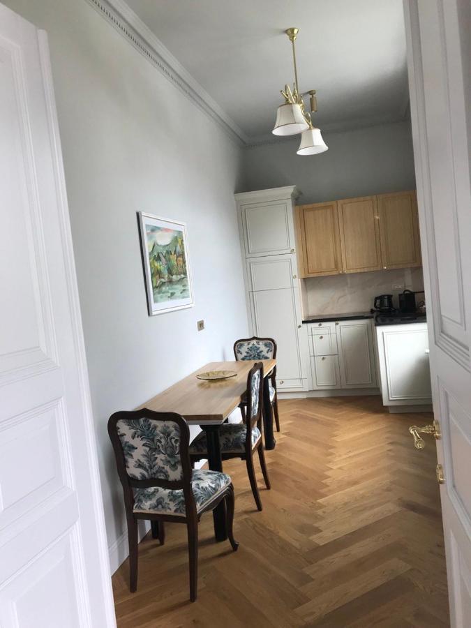 Augsburg Apart Piatra Neamţ Eksteriør billede