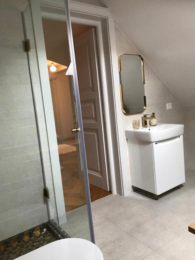 Augsburg Apart Piatra Neamţ Eksteriør billede